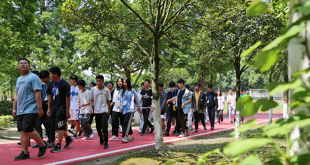 成都指南针学校,校园瞬间